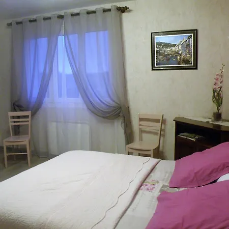 Avec Cheminee Et Balcon A - Fr-1-585-123 Bed & Breakfast 3*