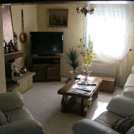 Avec Cheminee Et Balcon A - Fr-1-585-123 Bed & Breakfast Cousances-les-Forges